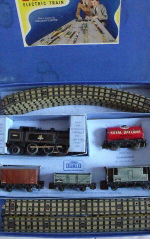 Hornby Dublo Electric EDG17 Train Made in England by Meccano 50's - VERY RARE