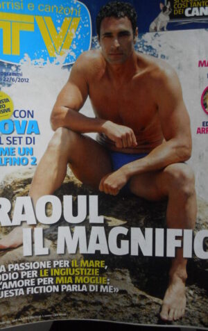 TV Sorrisi e Canzoni n°25 2012 Raul Bova cover -  Madonna arriva in Italia [C95]