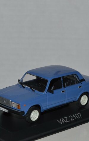 Legendary Cars  VAZ 2107 - LADA RIVA LADA NOVA FIAT 124     1:43 Die Cast  [MZ]
