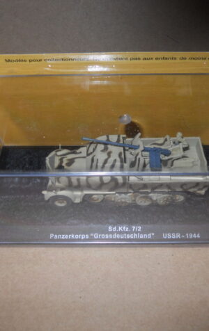 CARRI ARMATI E MEZZI ARMATI DIE CAST 1:72 SD. KFZ 7/2 USSR 1944  [MV33]