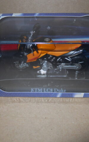 DIE CAST 1:24 KTM LC8 DUKE ATLAS   [MV33]