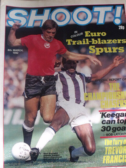Shoot Magazine Soccer 06/03/1982 - Peter Weir Aberdeen - Steve Hunt