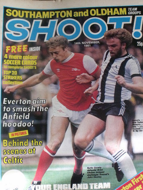 Shoot Magazine Soccer 14/11/1981 - Poster Southampton - Team Oldham