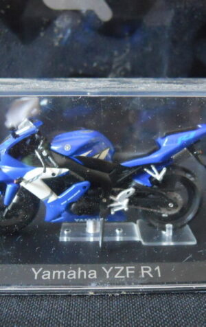 Modellino Moto 1:22 per collezionisti YAMAHA YZFR1
