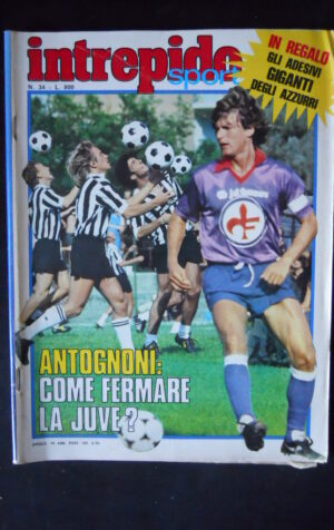 INTREPIDO n?34 1982 con adesivi Rossi Causio Gentile Marini   [G149A]
