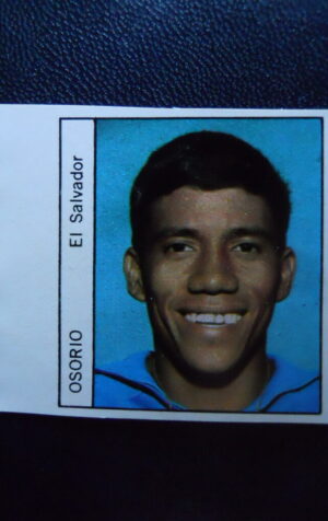 Figurina Calciatori Album GENTE MEXICO 1970 EL SALVADOR OSORIO [AF]