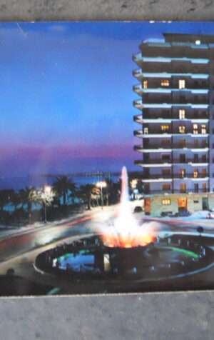 Cartolina TARANTO PIAZZA EBALIA ANNI 70 [AFZ]