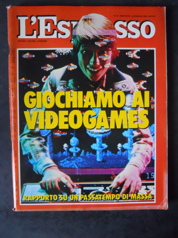 ESPRESSO 7-8 1982 GIOCHIAMO AI VIDEOGAMES RAPPORTO SU PASSATEMPO  [DV32]