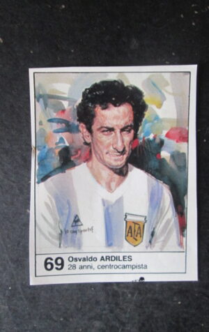 FIGURINA STICKER MUNDIAL 1982 GIORNALINO #69 OSVALDO ARDILES ARGENTINA [AF3]