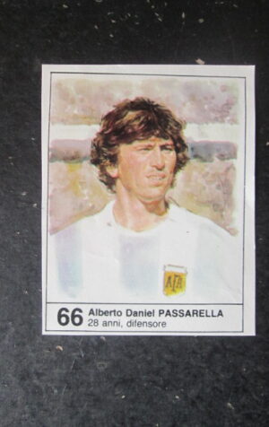 FIGURINA STICKER MUNDIAL 1982 GIORNALINO #66 DANIEL PASSARELLA ARGENTINA [AF3]