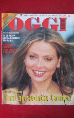 OGGI 22 2000 ORNELLA MUTI DE FILIPPI COSTANZO JULIA ROBERTS BRAD PITT [TR29A]