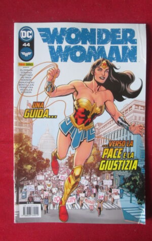 WONDER WOMAN 44 PANINI COMICS  [W62]
